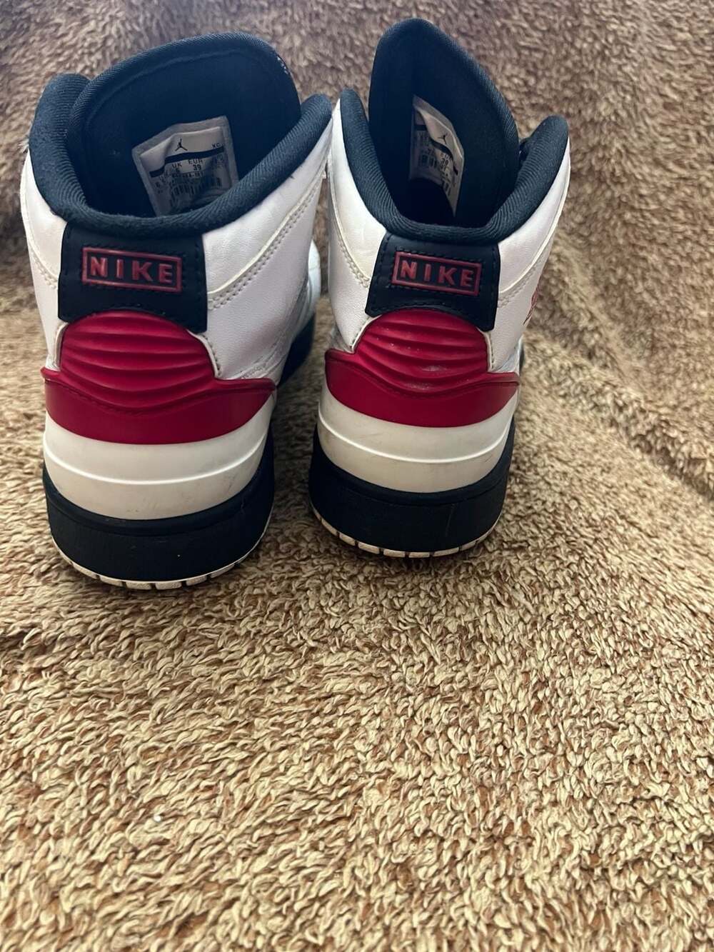 Air Jordan 1 Retro '86 GS 'Gym Red' Sneakers 644494-101 - Picture 4 of 5